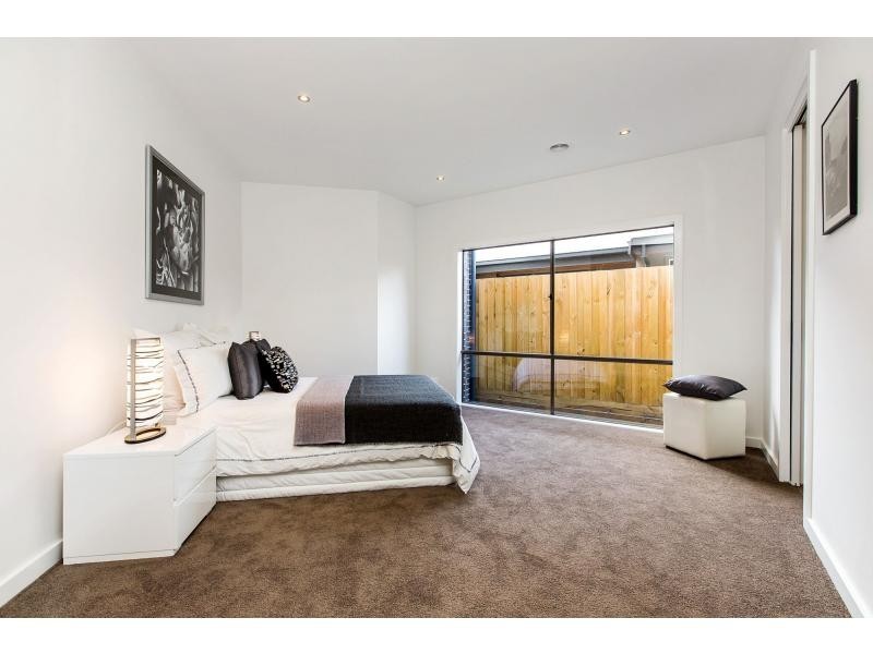 9A Hoffman Street, Cheltenham VIC 3192