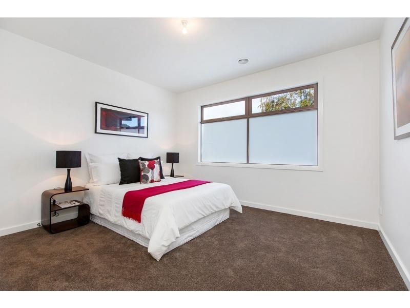 9A Hoffman Street, Cheltenham VIC 3192