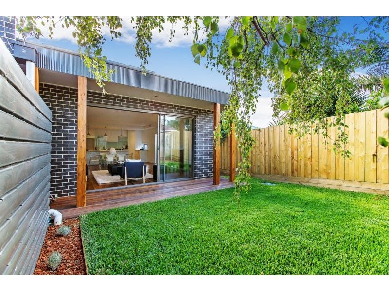 9A Hoffman Street, Cheltenham VIC 3192