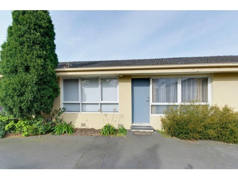 8/6 Olive Grove, Parkdale VIC 3195