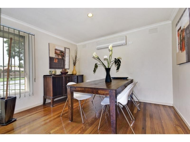 2 Hainthorpe Grove, Mulgrave VIC 3170