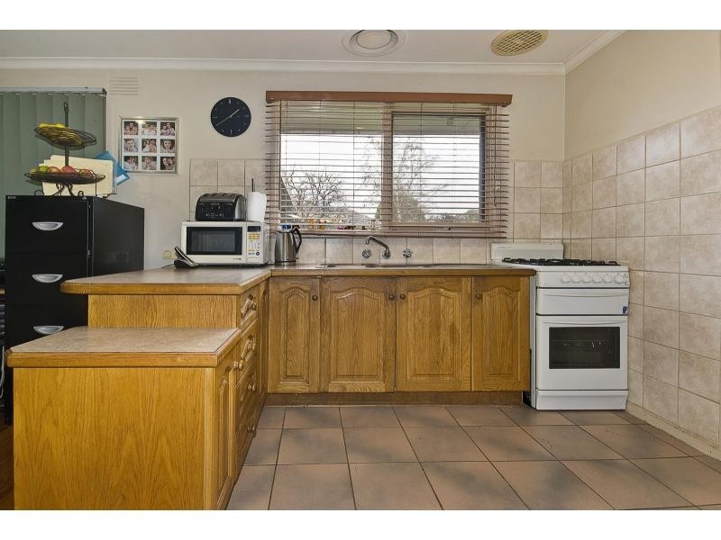 2 Hainthorpe Grove, Mulgrave VIC 3170