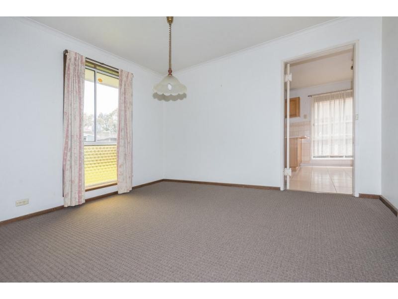 1 Genine Avenue, Heatherton VIC 3202