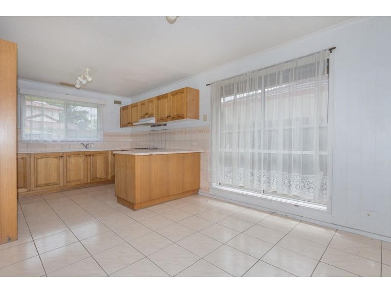 1 Genine Avenue, Heatherton VIC 3202