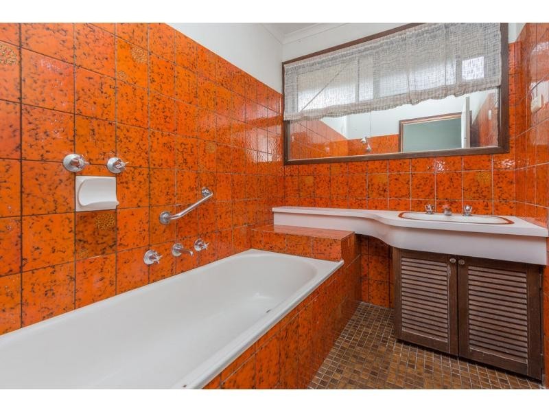 1 Genine Avenue, Heatherton VIC 3202