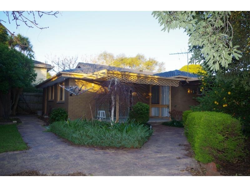 1 Tatura Street, Cheltenham VIC 3192
