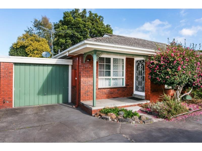 Unit 2/374 Warrigal Road, Cheltenham VIC 3192
