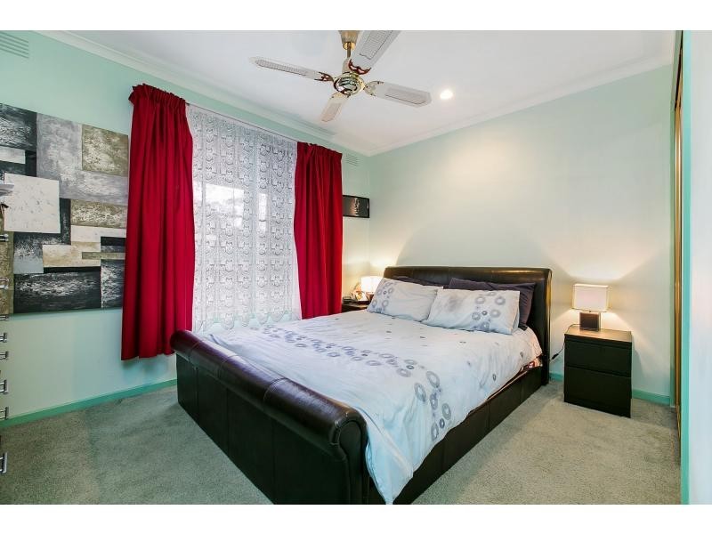 Unit 2/374 Warrigal Road, Cheltenham VIC 3192