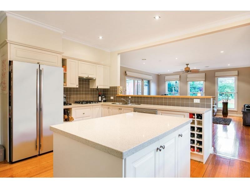 26 Regent Parade, Cheltenham VIC 3192