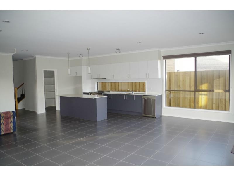 24 Cobham Street, Cheltenham VIC 3192