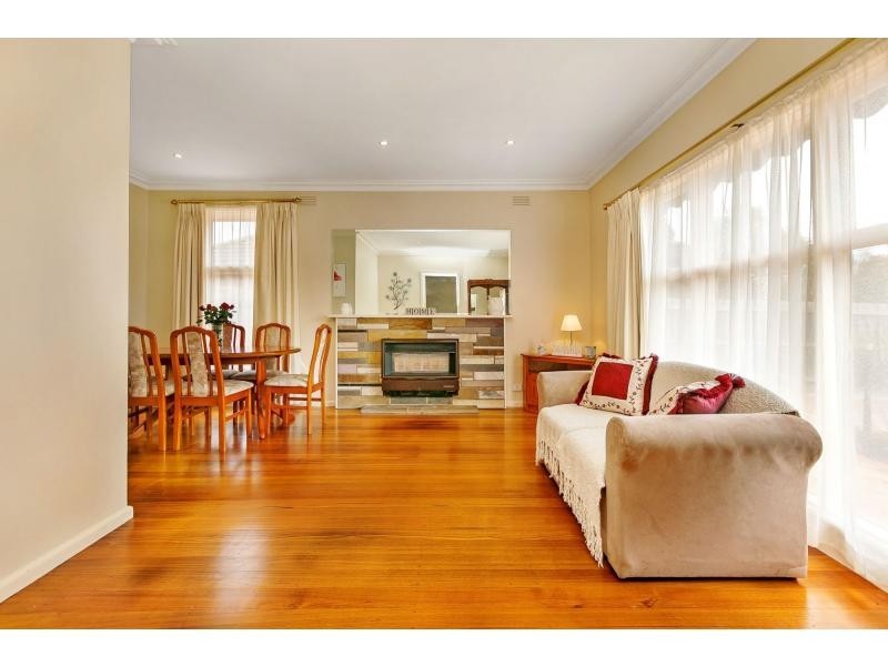 14 Gainsborough Road, Mentone VIC 3194