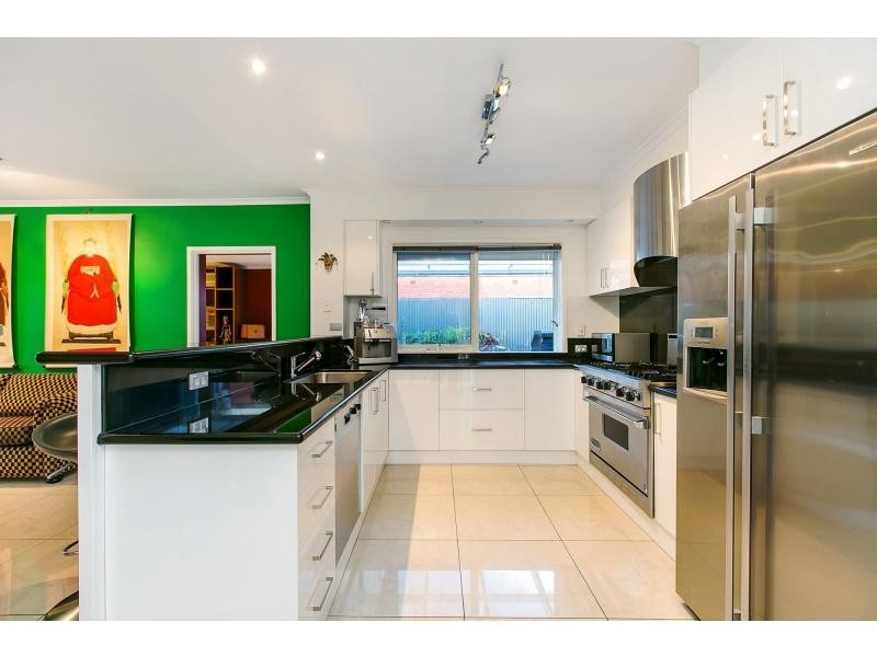 5 Maroona Road, Brighton VIC 3186