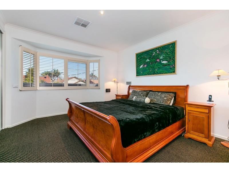 5 Maroona Road, Brighton VIC 3186