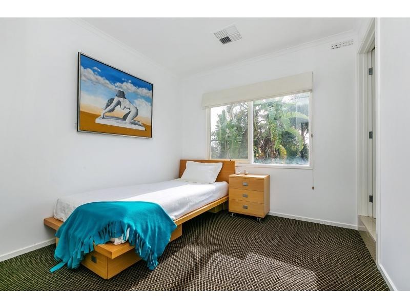 5 Maroona Road, Brighton VIC 3186