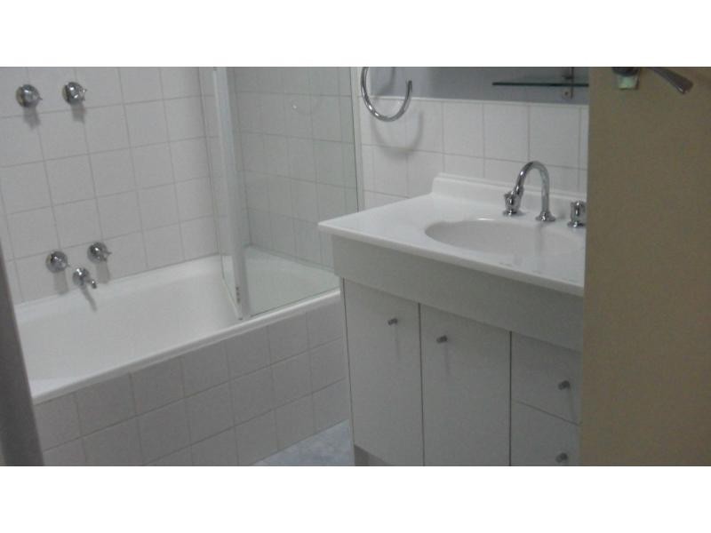 Unit 15/109 Weatherall Road, Cheltenham VIC 3192