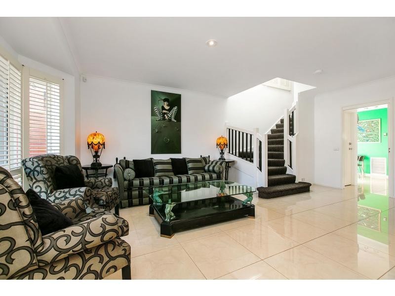 5 Maroona Road, Brighton VIC 3186