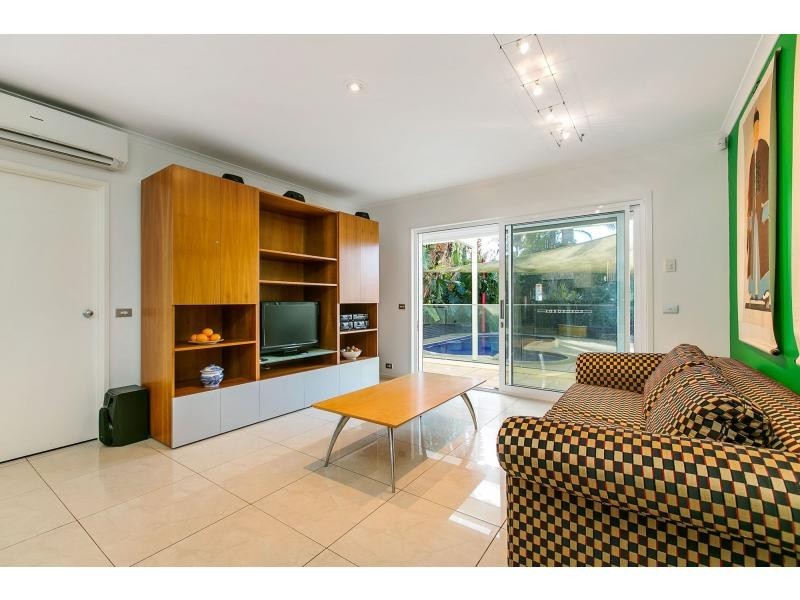 5 Maroona Road, Brighton VIC 3186