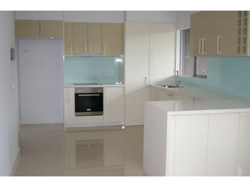 8/5 Phillip Street, Mentone VIC 3194