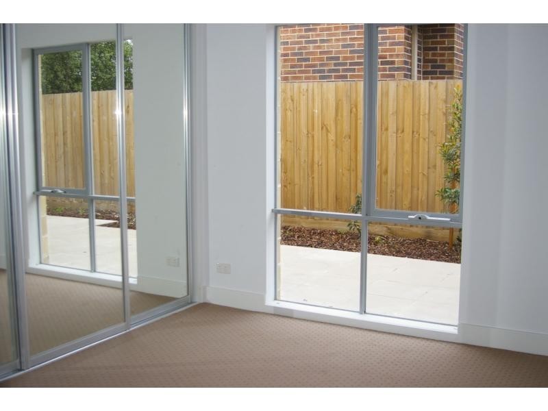 8/5 Phillip Street, Mentone VIC 3194