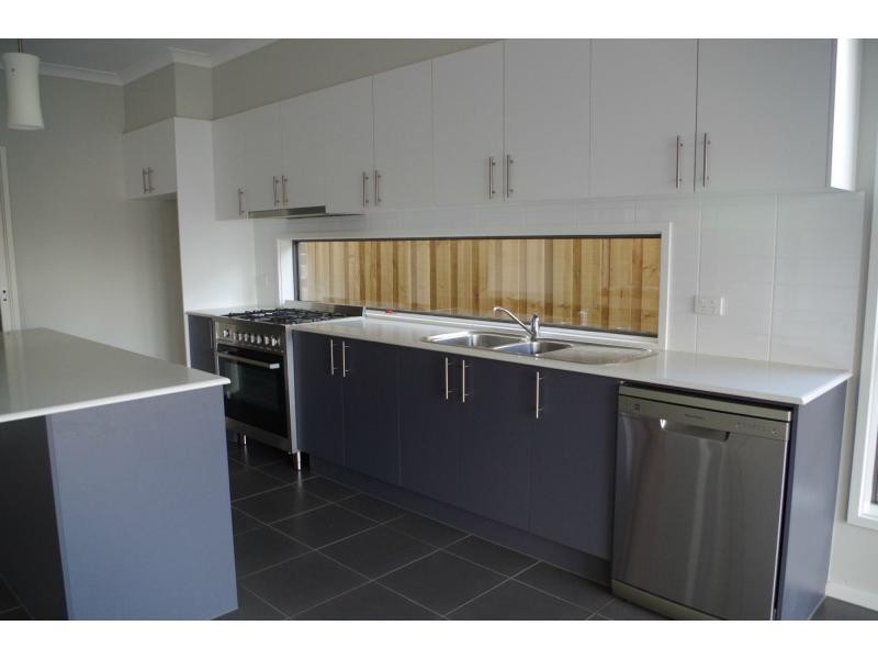 24 Cobham Street, Cheltenham VIC 3192