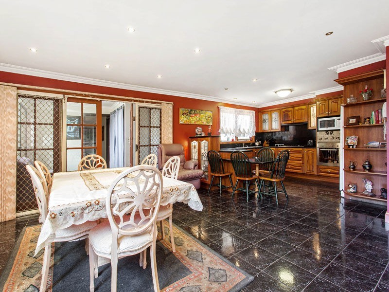 13 Warrigal Road, Mentone VIC 3194
