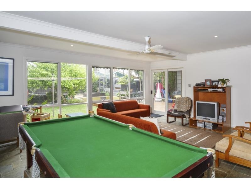 15 Sharan Avenue, Mentone VIC 3194
