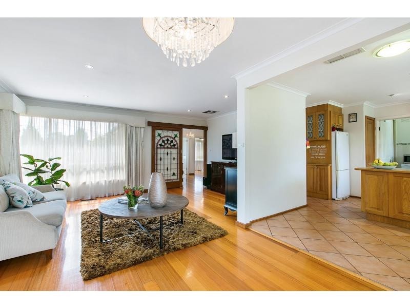 46 Lincoln Drive, Cheltenham VIC 3192