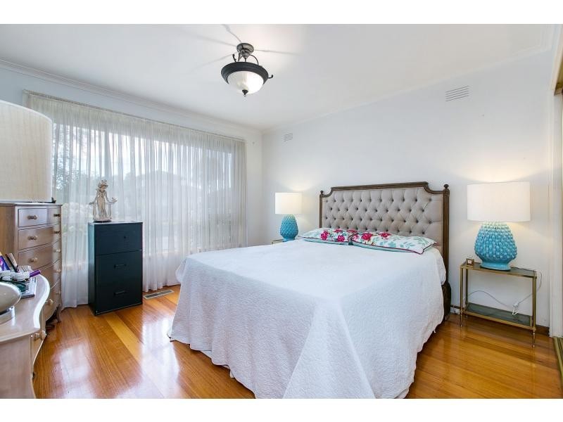 46 Lincoln Drive, Cheltenham VIC 3192