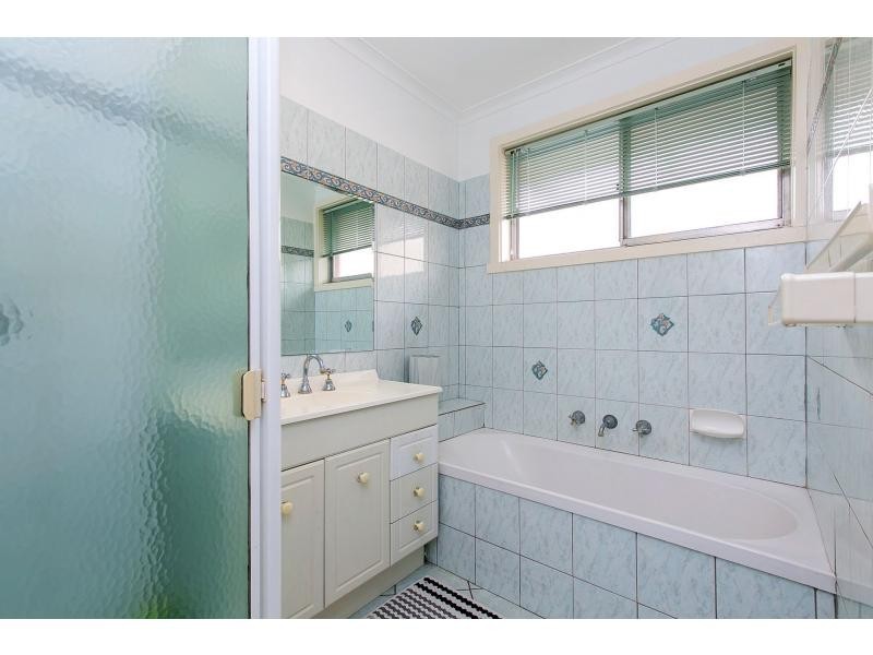 46 Lincoln Drive, Cheltenham VIC 3192