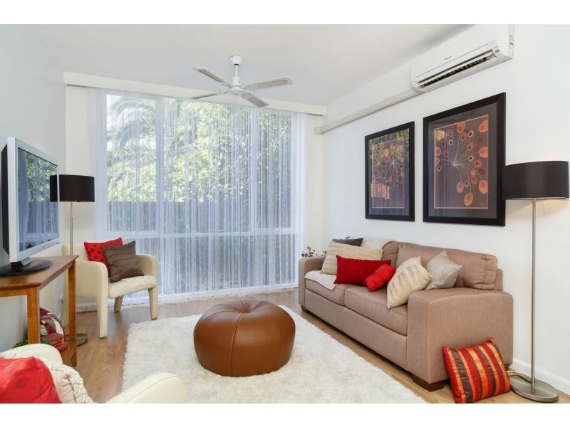 Unit 12/41 Clarence Street, Elsternwick VIC 3185