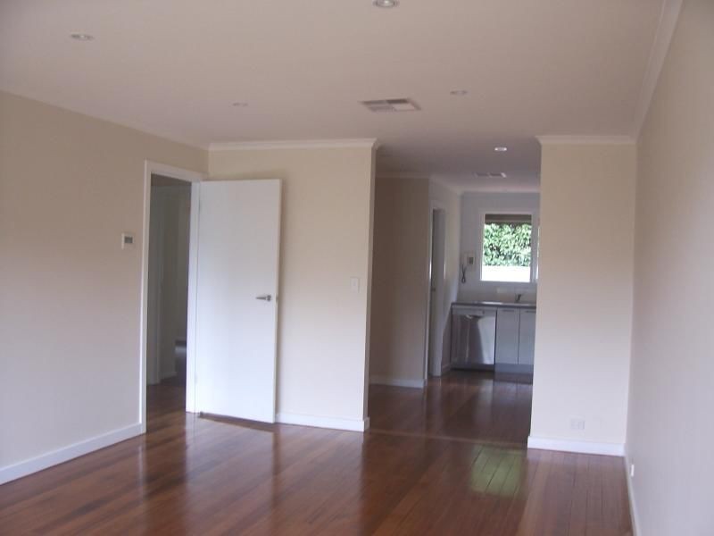 Unit 10/88 Fewster Road, Hampton VIC 3188