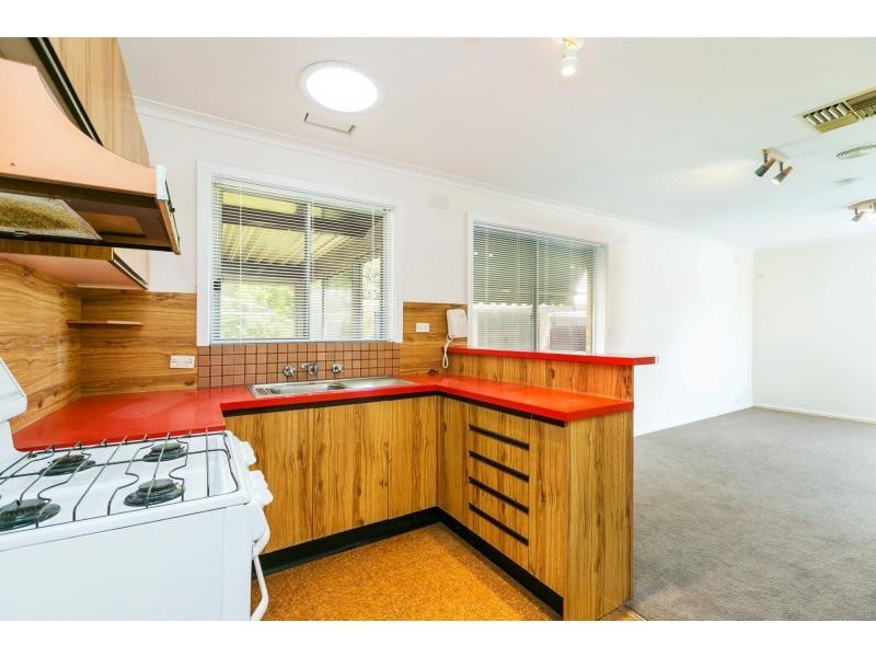 11 Jells Road, Cheltenham VIC 3192
