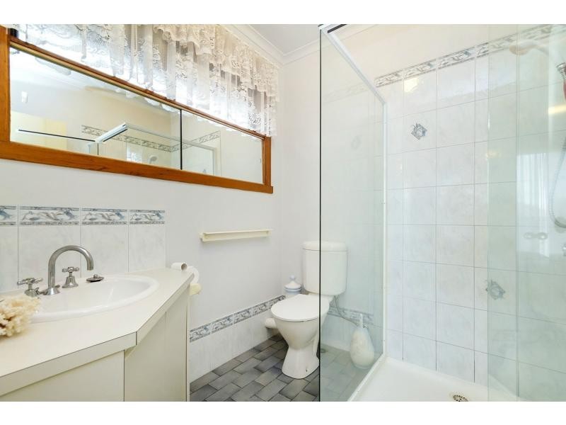 5 Seville Court, Cheltenham VIC 3192