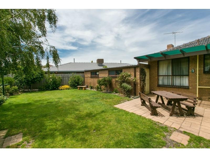 5 Seville Court, Cheltenham VIC 3192