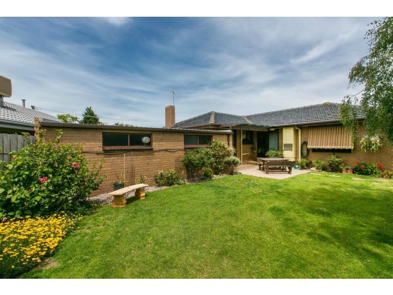 5 Seville Court, Cheltenham VIC 3192