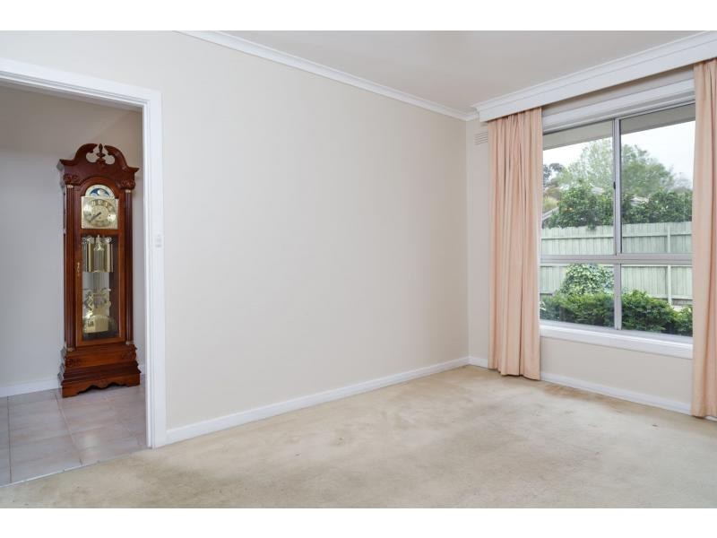 71 Farm Road, Cheltenham VIC 3192