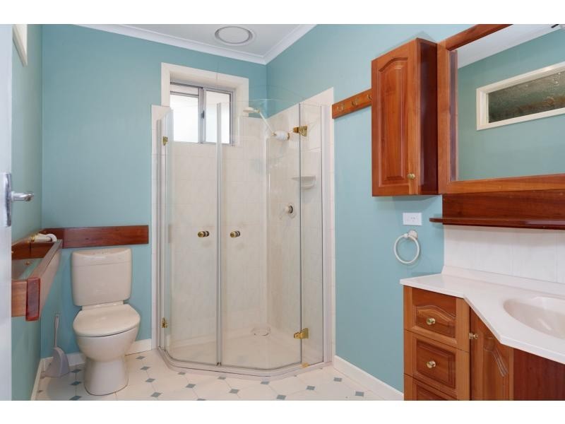 71 Farm Road, Cheltenham VIC 3192