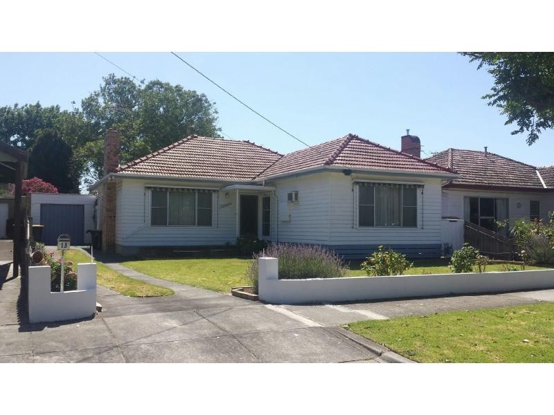 13 Judd Parade, Cheltenham VIC 3192