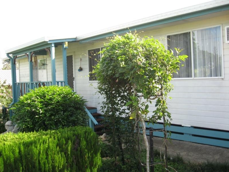 18 Walter Street, Tiaro QLD 4650