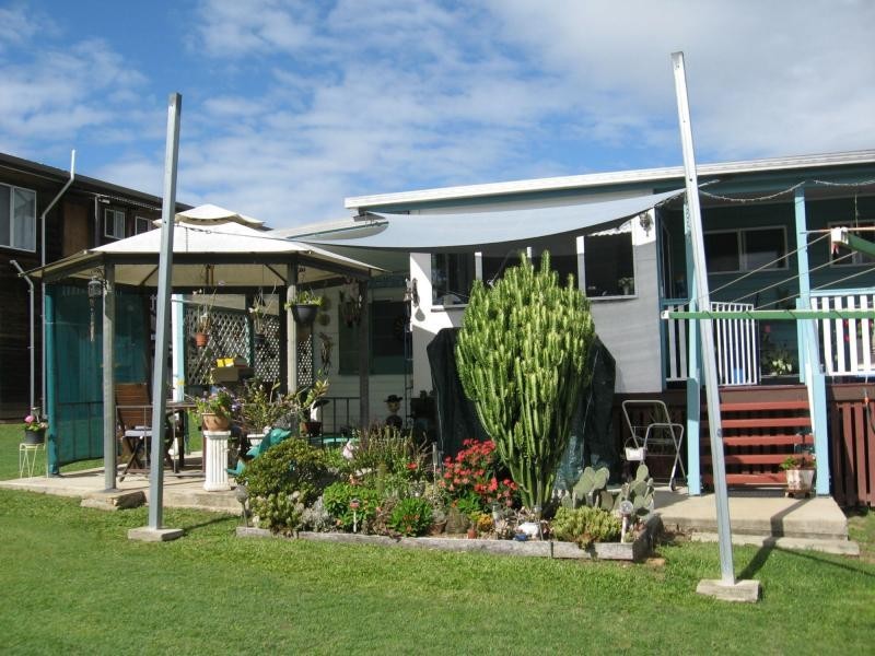 18 Walter Street, Tiaro QLD 4650