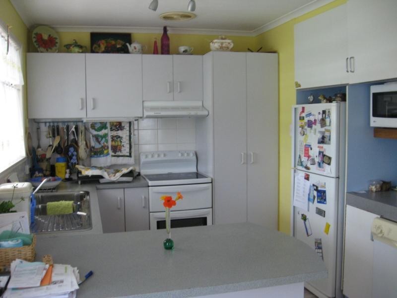 18 Walter Street, Tiaro QLD 4650