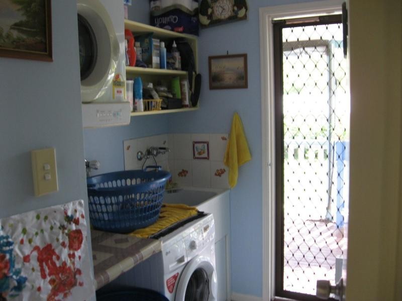 18 Walter Street, Tiaro QLD 4650