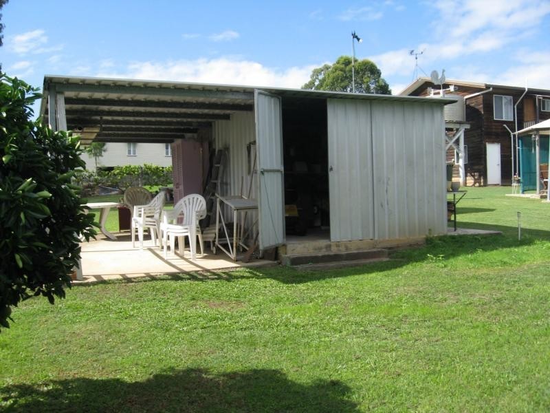 18 Walter Street, Tiaro QLD 4650
