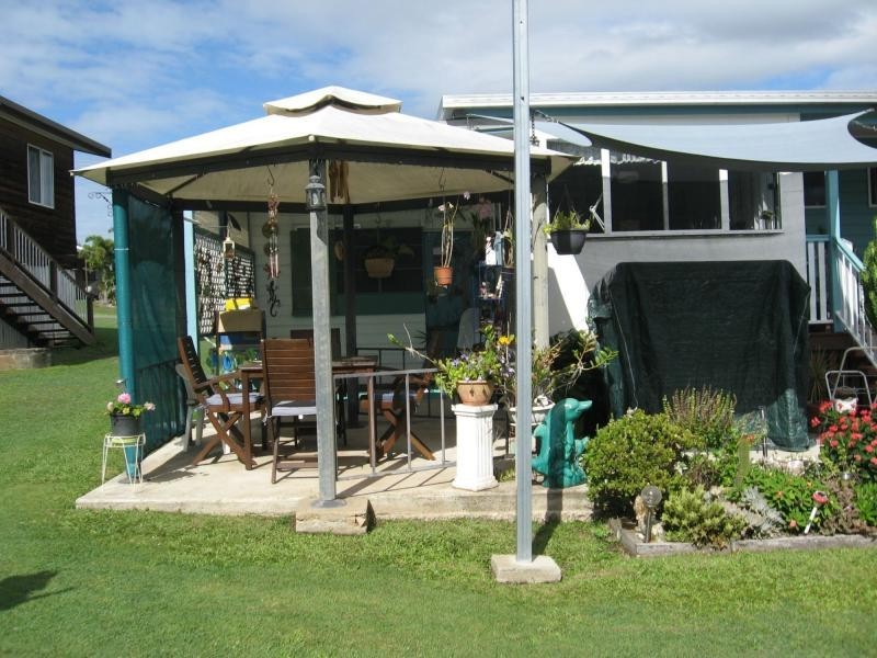 18 Walter Street, Tiaro QLD 4650