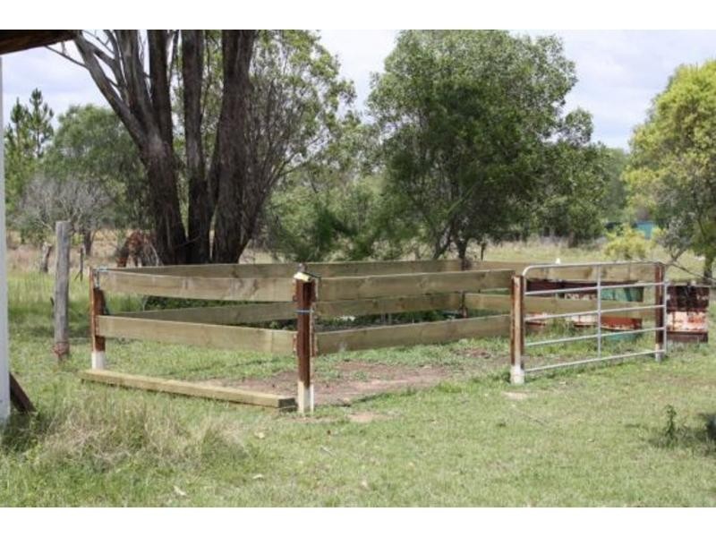 98 Dunford Road East, Grahams Creek QLD 4650