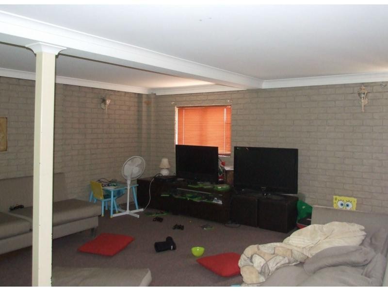 42 Adelaide Lane, Maryborough QLD 4650