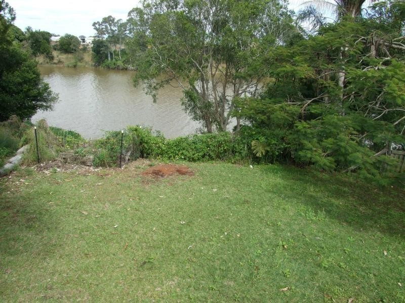 25 Puller Street, Granville QLD 4650