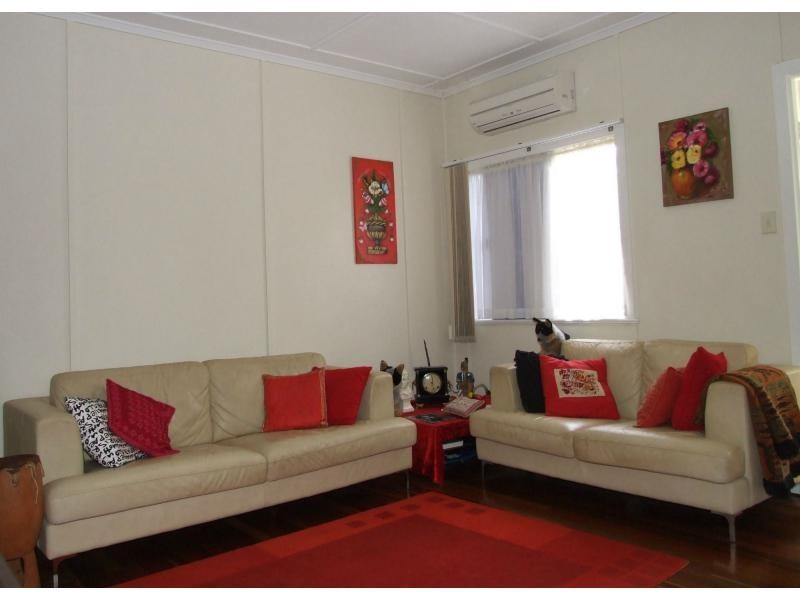 327 Queen Street, Maryborough QLD 4650