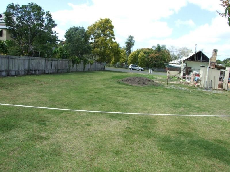 8A Park Street, Maryborough QLD 4650