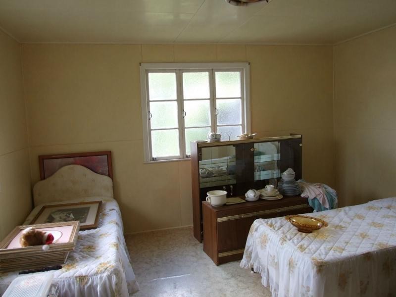 8 Miramont Street, Granville QLD 4650